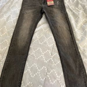 New with tags Youth Levi’s size 10